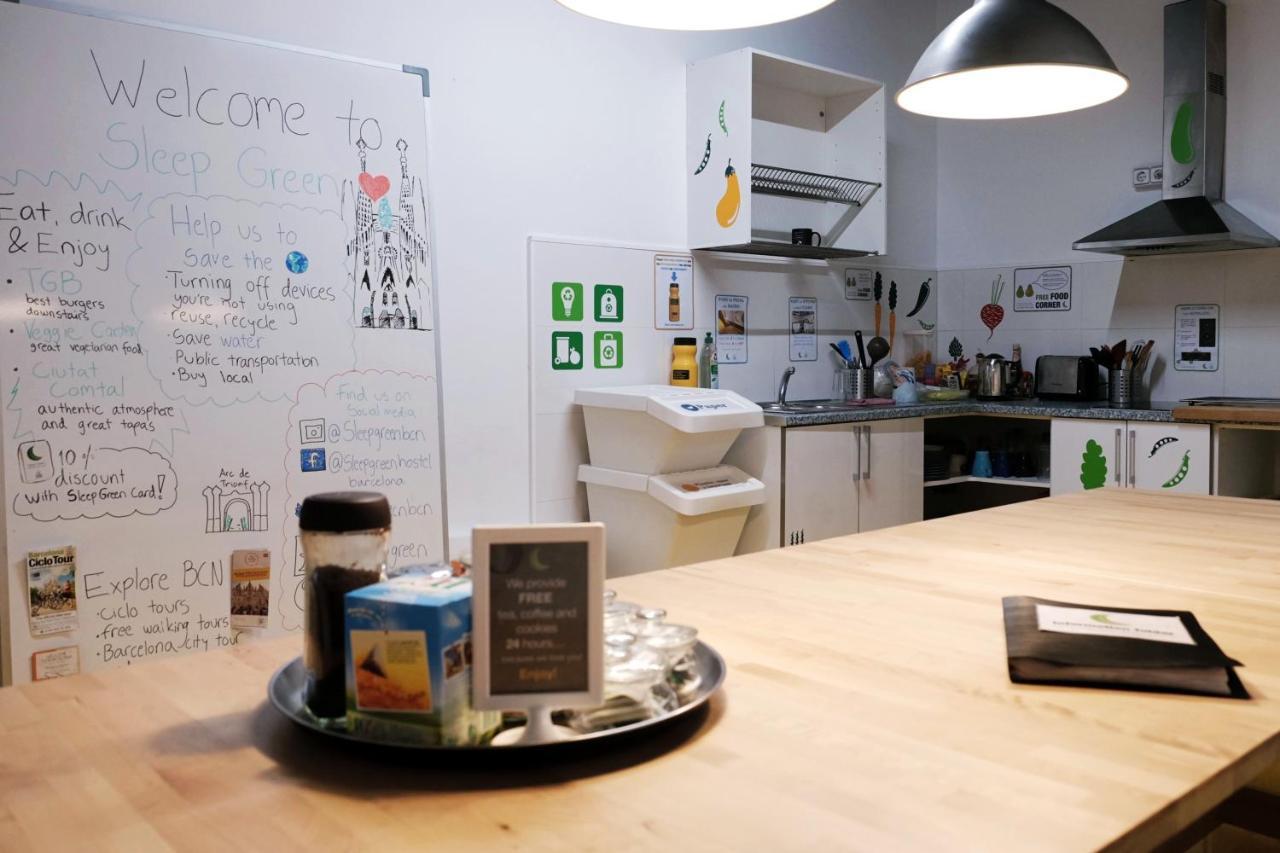 ברצלונה Sleep Green - Certified Eco Youth Hostel מראה חיצוני תמונה